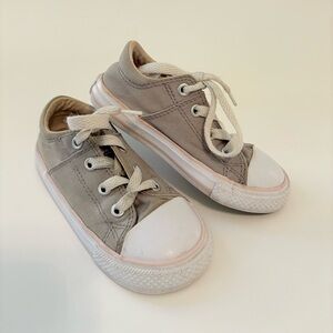 Converse all star gray/pink/white Classic Sneakers toddler size 8 low top